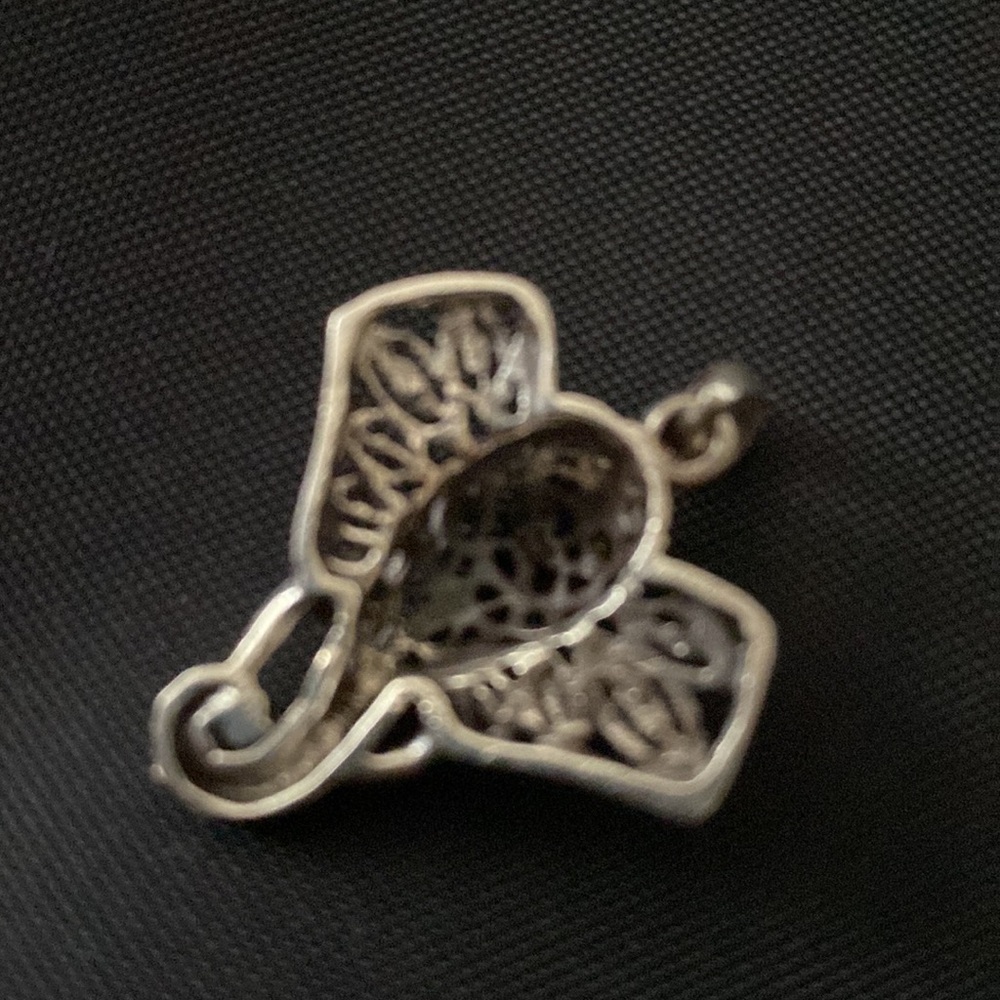 Elephant Sterling Silver Pendant - Picture 4 of 4